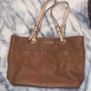 Michael Kors Bedford Leather Pocket Tote